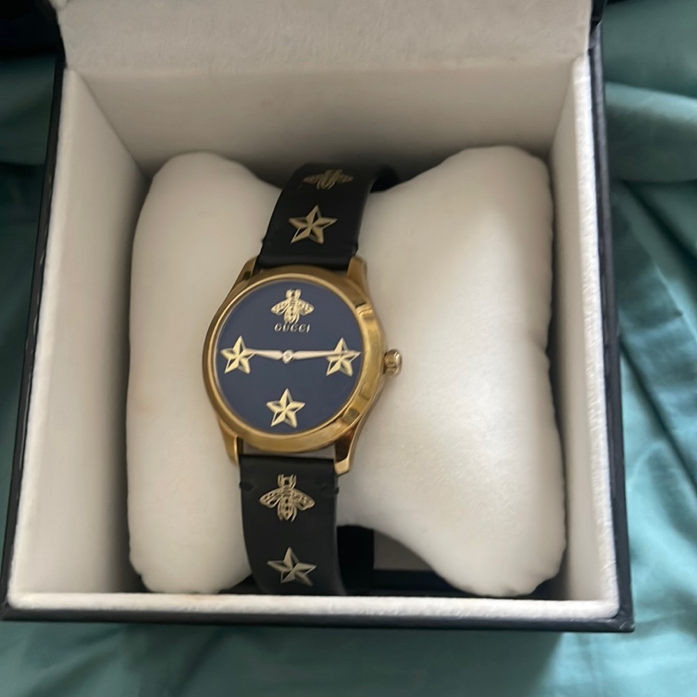 Gucci wrist watch